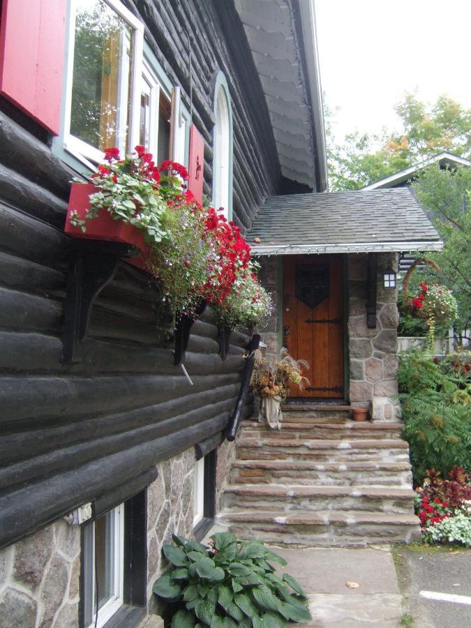 Auberge Le Lupin-Self Check-In Mont-Tremblant Eksteriør billede